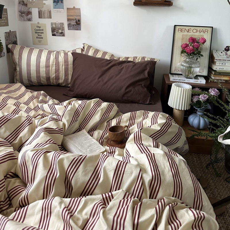 選べるサイズ red striped bed linen