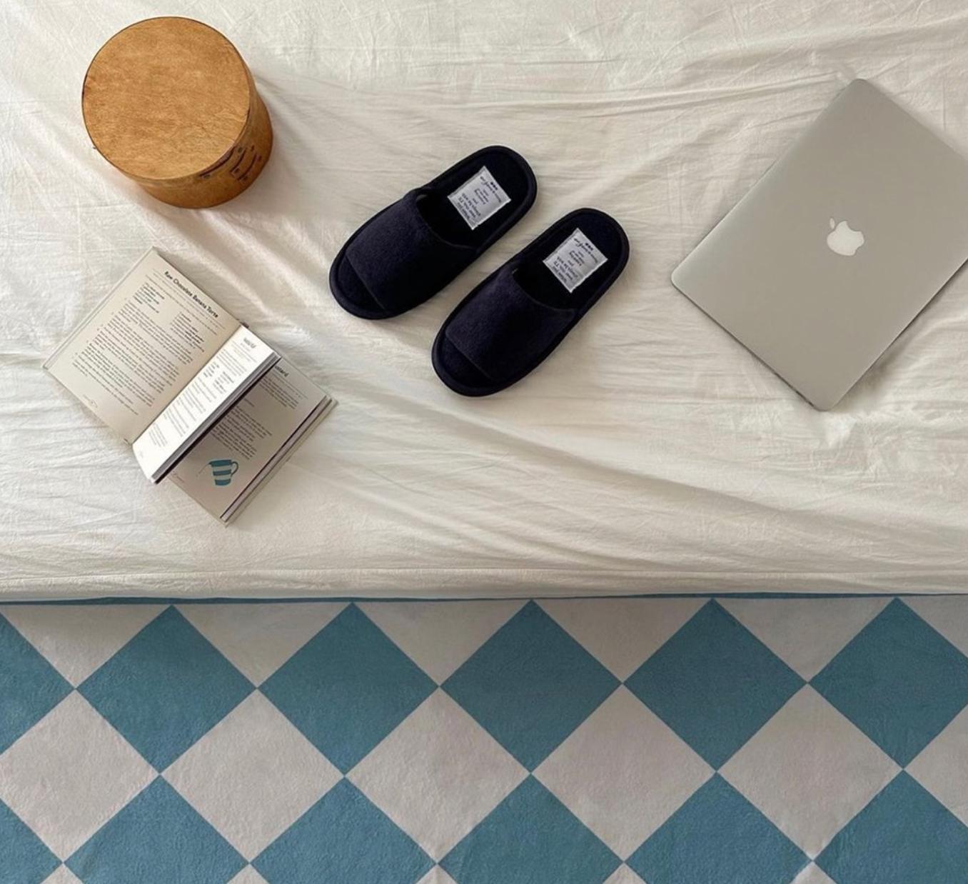 ふわふわ ルームスリッパ | room slippers