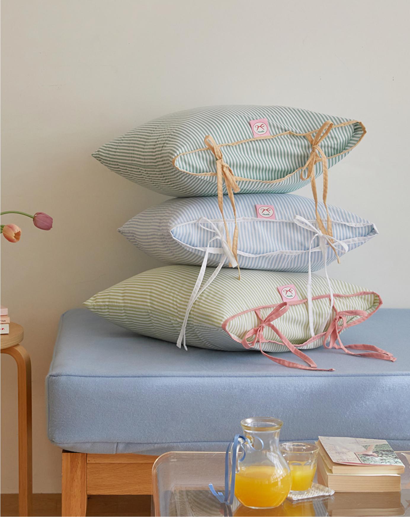 Ribbon cake collection | cushion cover