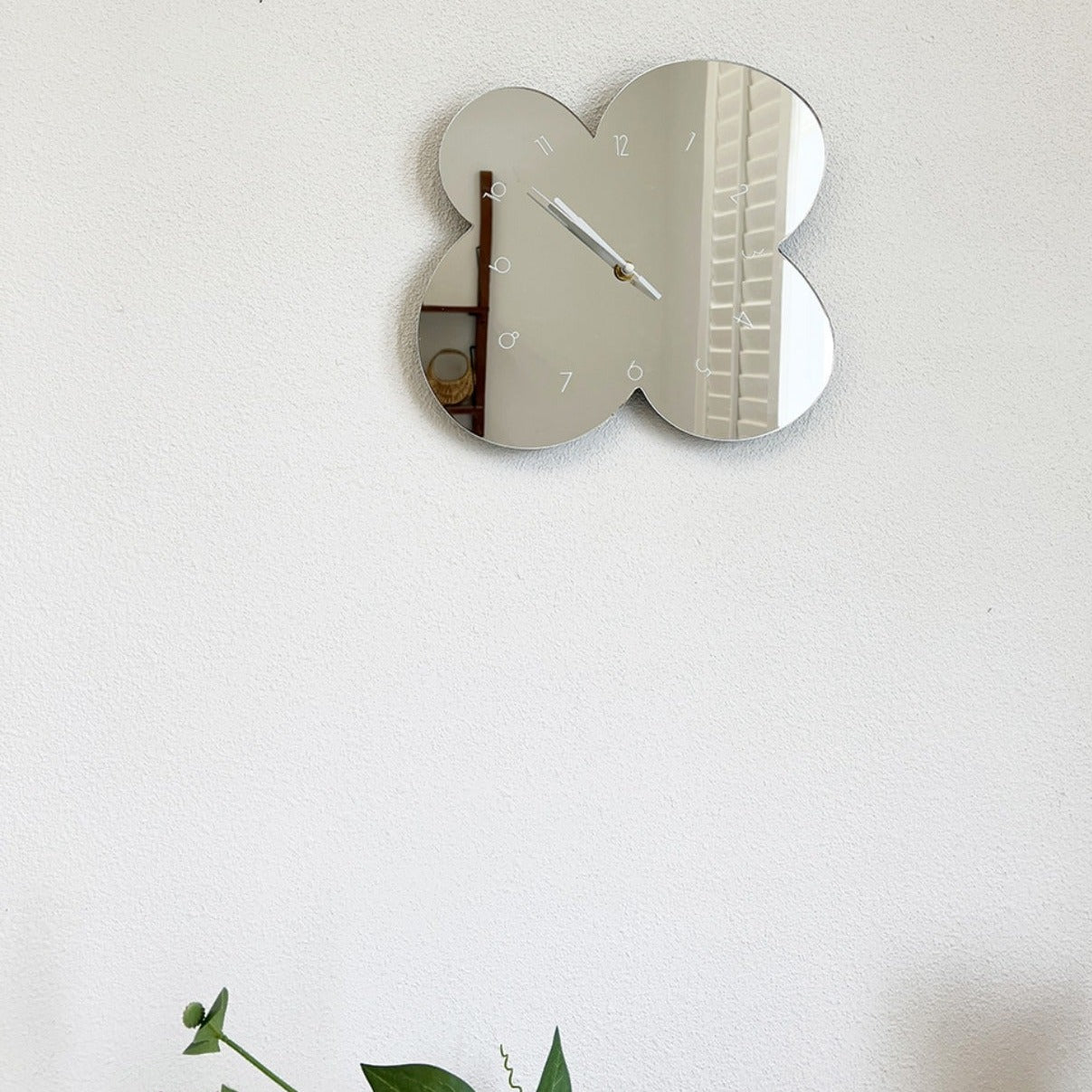 mirror flower clock